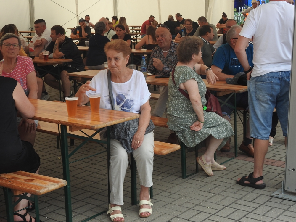 Dobrodzień biegał, śpiewał i świętował. Lombard porwał tłumy, a finał jeszcze przed mieszkańcami