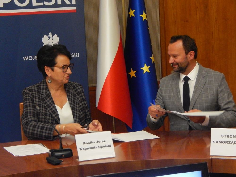 Ponad 5 mln zł na odbudowę po powodzi. Kolejne umowy podpisane z samorządami
