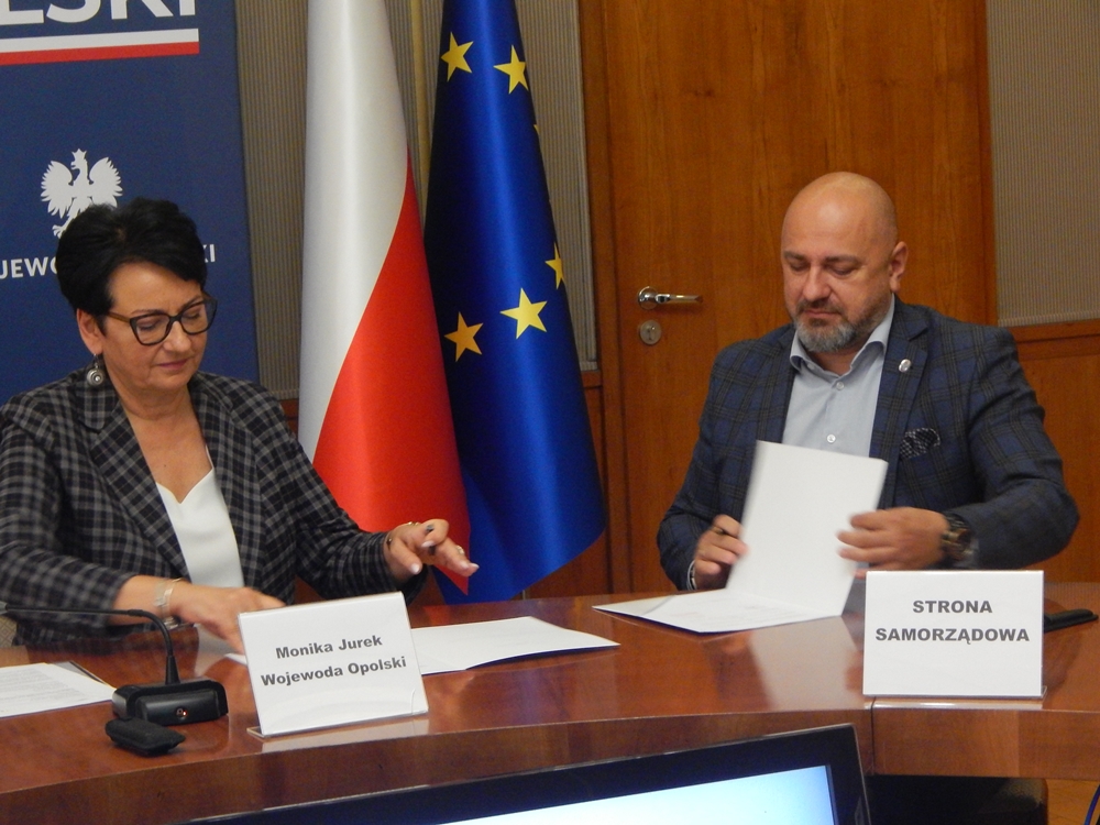 Ponad 5 mln zł na odbudowę po powodzi. Kolejne umowy podpisane z samorządami