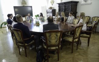 Najbardziej aktywni doktoranci wyróżnieni. Rektor nagrodził 11 osób za zaangażowanie w życie uczelni Najbardziej aktywni doktoranci wyróżnieni. Rektor nagrodził 11 osób za zaangażowanie w życie uczelni