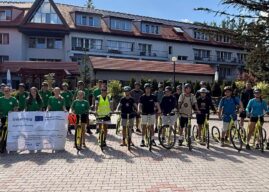 Sport połączył młodych Polaków i Czechów. Zakończyły się transgraniczne obozy unihokejowe w gminie Walce