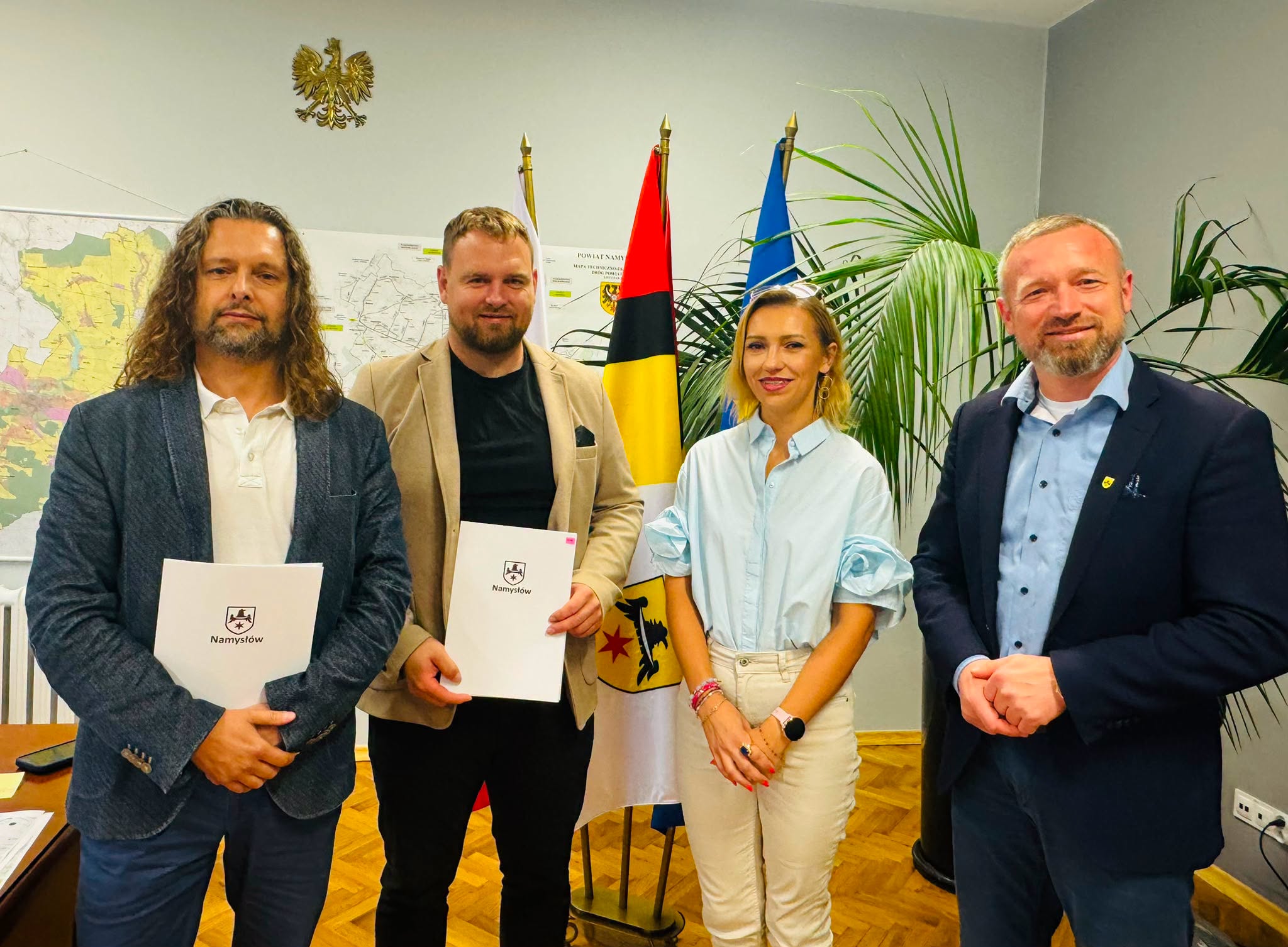 Namysłów inwestuje ponad 11 mln zł. Schronienie, transport zeroemisyjny, przystanki i Bike&Ride