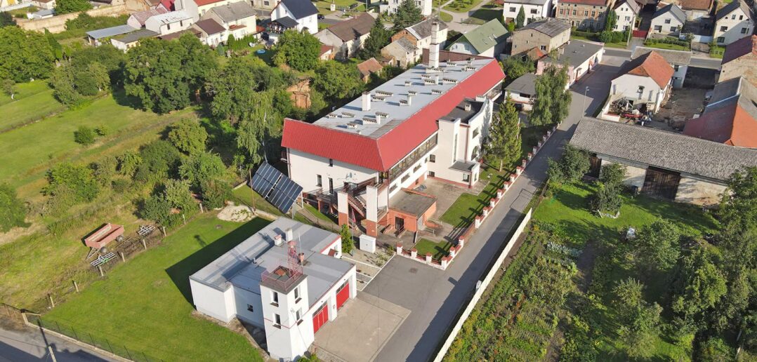 Pięć mieszkań zamiast miejsca w instytucji. W Racławicach Śląskich powstanie nowy dom dla os&oacute;b potrzebujących wsparcia