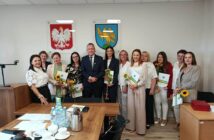 W niemodlińskiej oświacie zmiana warty. Pożegnania, nowe dyrektorki i siedem nauczycielskich awansów W niemodlińskiej oświacie zmiana warty. Pożegnania, nowe dyrektorki i siedem nauczycielskich awansów