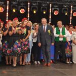 Chleb, korony, stare traktory i plecak ewakuacyjny. Opolszczyzna świętuje plony