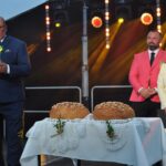 Chleb, korony, stare traktory i plecak ewakuacyjny. Opolszczyzna świętuje plony