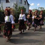 Chleb, korony, stare traktory i plecak ewakuacyjny. Opolszczyzna świętuje plony