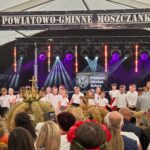 Chleb, korony, stare traktory i plecak ewakuacyjny. Opolszczyzna świętuje plony