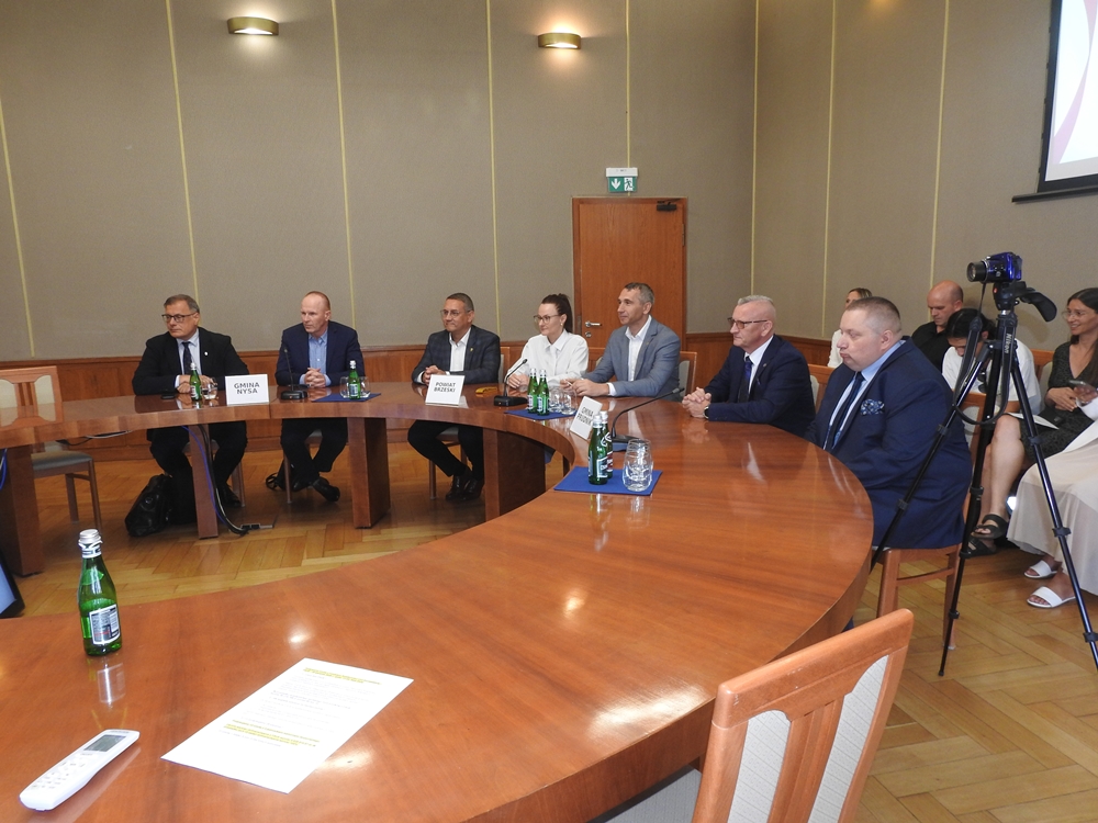 Po powodzi płynie kolejny strumień pieniędzy. Blisko 5 mln zł dla Nysy, powiatu brzeskiego i Prudnika