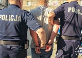 Dwa dożywotnie zakazy, troje dzieci w aucie. 30-latek znów wsiadł za kierownicę