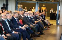 Prąd zdecyduje, gdzie powstaną nowe fabryki. Opolszczyzna chce skorzystać z energetycznego biliona Prąd zdecyduje, gdzie powstaną nowe fabryki. Opolszczyzna chce skorzystać z energetycznego biliona