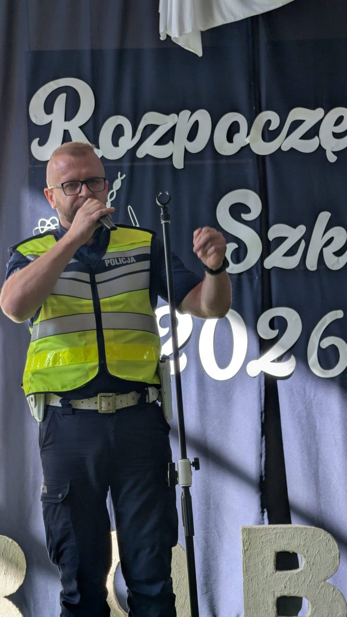 Wakacje się skończyły. Policja liczy wypadki, szkoły uczniów. Teraz najważniejsza jest bezpieczna droga