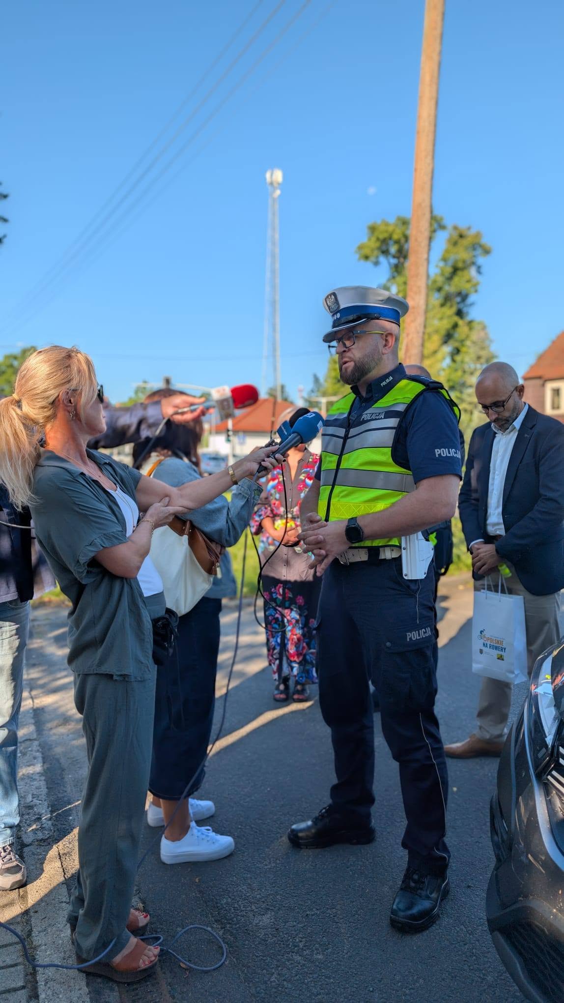Wakacje się skończyły. Policja liczy wypadki, szkoły uczniów. Teraz najważniejsza jest bezpieczna droga
