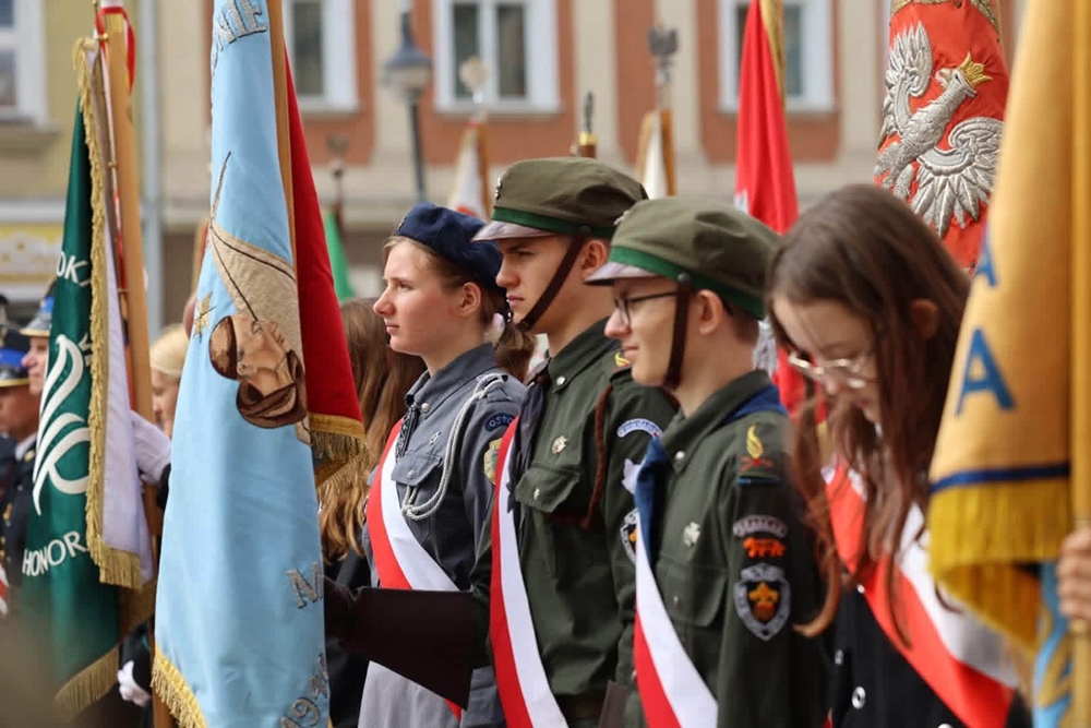 Patriotyzm nie polega na staniu pod sztandarem. Polega na tym, by Polska była gotowa