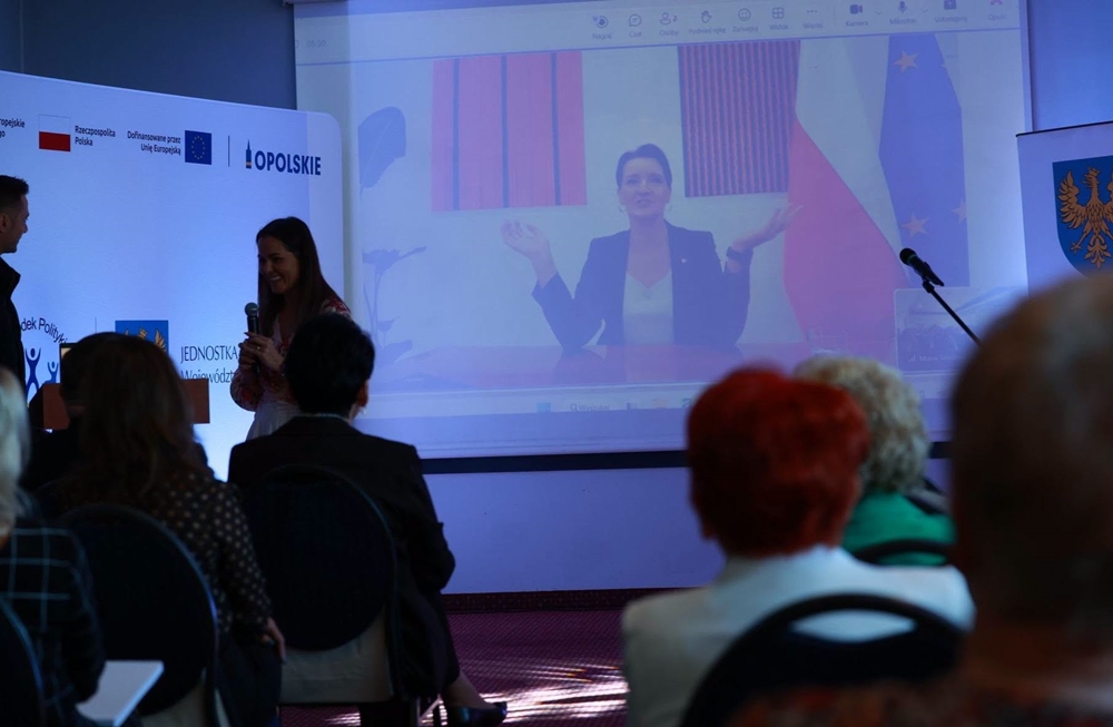 Opolszczyzna się starzeje. Seniorzy nie mogą czekać, aż skończą się konferencje