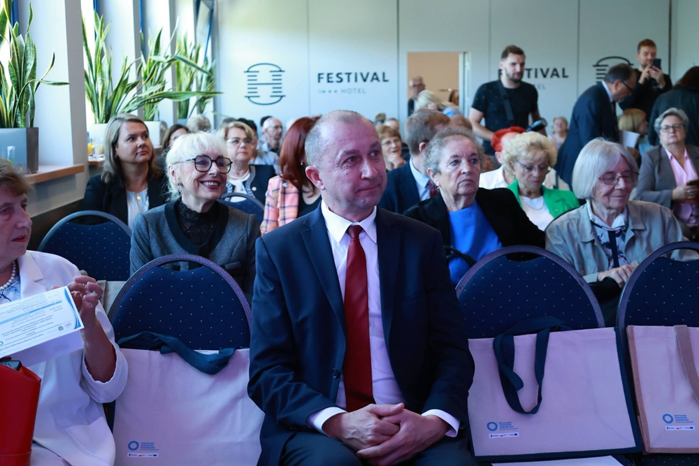 Opolszczyzna się starzeje. Seniorzy nie mogą czekać, aż skończą się konferencje