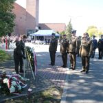 Przy pomniku Armii Krajowej stanęły: uczestniczka Powstania Warszawskiego i niemiecka konsul. W Opolu uczczono Polskie Państwo Podziemne
