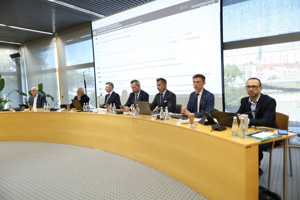 Czochara ogłasza katastrofę. Marszałek mówi: porodówka zostaje