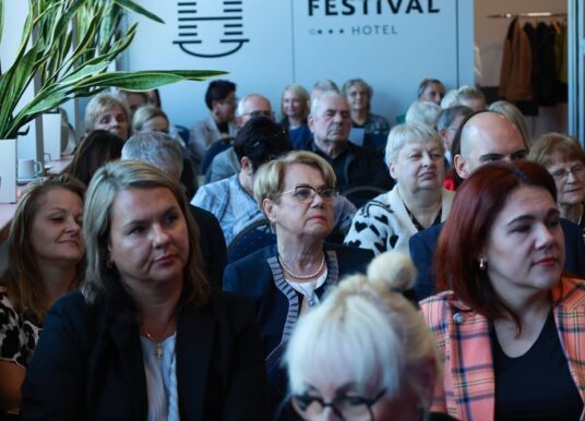 Opolszczyzna się starzeje. Seniorzy nie mogą czekać, aż skończą się konferencje