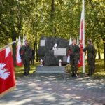 Przy pomniku Armii Krajowej stanęły: uczestniczka Powstania Warszawskiego i niemiecka konsul. W Opolu uczczono Polskie Państwo Podziemne