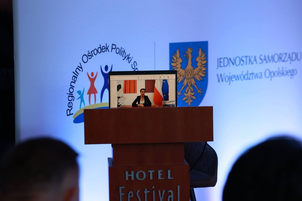 Opolszczyzna się starzeje. Seniorzy nie mogą czekać, aż skończą się konferencje