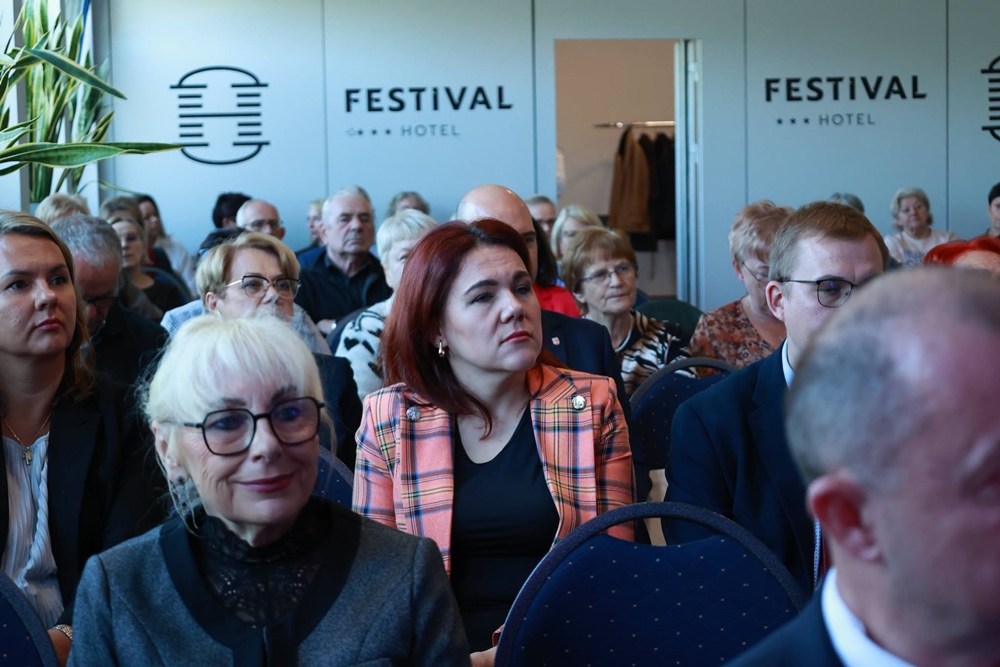 Opolszczyzna się starzeje. Seniorzy nie mogą czekać, aż skończą się konferencje
