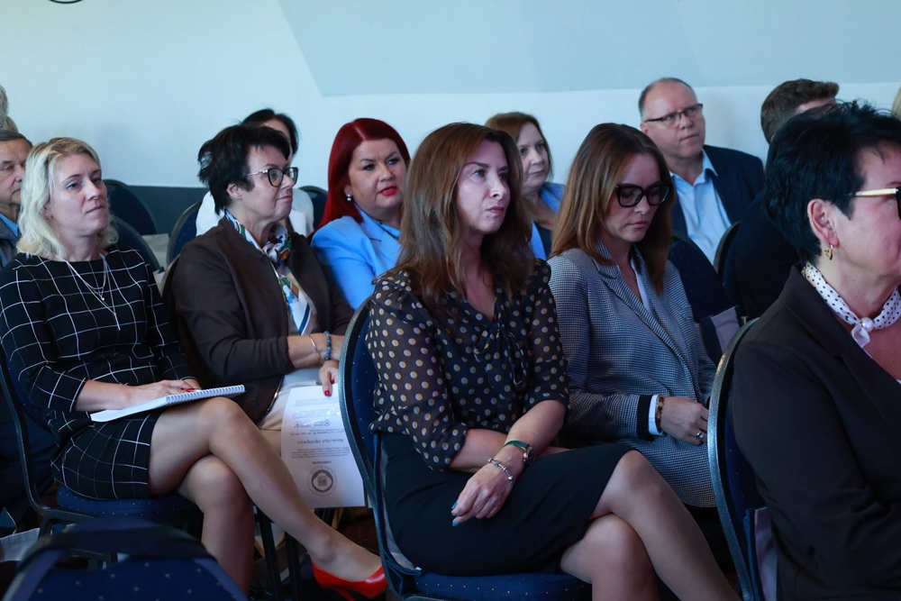Opolszczyzna się starzeje. Seniorzy nie mogą czekać, aż skończą się konferencje