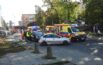 Zderzenie aut w centrum Opola. Samoch&oacute;d potrącił pieszą przy przejściu