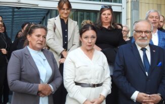 Czochara ogłasza katastrofę. Marszałek mówi: porodówka zostaje Czochara ogłasza katastrofę. Marszałek mówi: porodówka zostaje