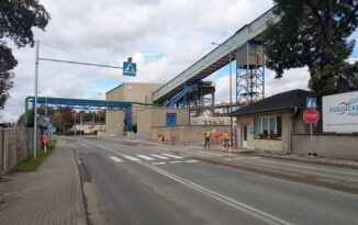 Wahadło przy cukrowni w Ciężkowicach. Ruszyła przebudowa DK45 Wahadło przy cukrowni w Ciężkowicach. Ruszyła przebudowa DK45