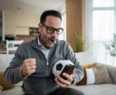 Mecz w telefonie: transmisja, wyniki i statystyki. Z czego korzysta dziś kibic poza telewizją?