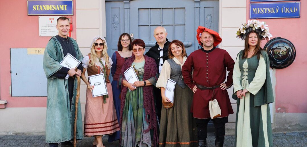 Mickiewicz na rynku. Biała przypomniała, po co nam wspólne czytanie Mickiewicz na rynku. Biała przypomniała, po co nam wspólne czytanie