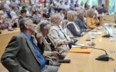 Seniorzy chcą się uczyć i mieć wybór. W Opolskiem przybywa uniwersytetów trzeciego wieku Seniorzy chcą się uczyć i mieć wybór. W Opolskiem przybywa uniwersytetów trzeciego wieku