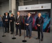 Kto kształtuje poglądy dzieci? W Opolu o radykalizacji młodzieży i bezpieczeństwie w sieci