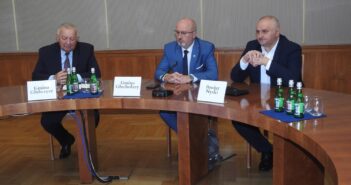 Powódź trwała kilka dni. Odbudowa potrwa lata. Kolejne 16,6 mln zł dla opolskich samorządów