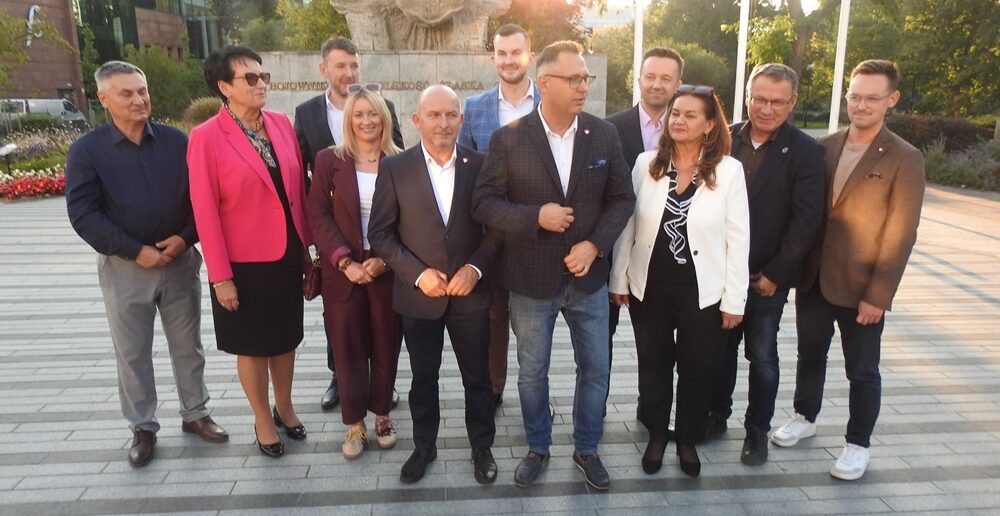 KO zapowiada spotkania w każdej gminie. Rok przed wyborami chce rozliczać się z rządzenia