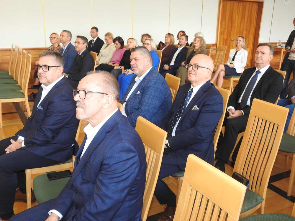 Dodatkowe 9,27 mln zł na drogi Opolszczyzny. Pieniądze trafią na 17 remontów