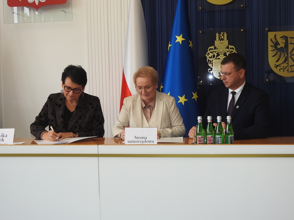 Dodatkowe 9,27 mln zł na drogi Opolszczyzny. Pieniądze trafią na 17 remontów