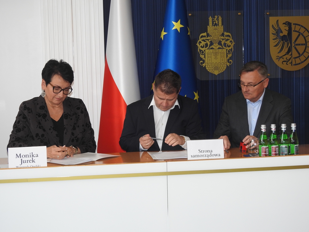 Dodatkowe 9,27 mln zł na drogi Opolszczyzny. Pieniądze trafią na 17 remontów