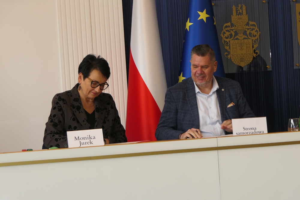 Dodatkowe 9,27 mln zł na drogi Opolszczyzny. Pieniądze trafią na 17 remontów