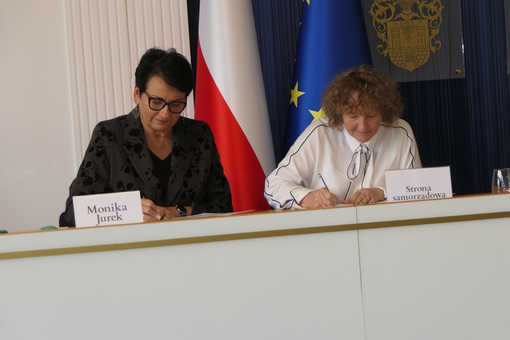 Dodatkowe 9,27 mln zł na drogi Opolszczyzny. Pieniądze trafią na 17 remontów