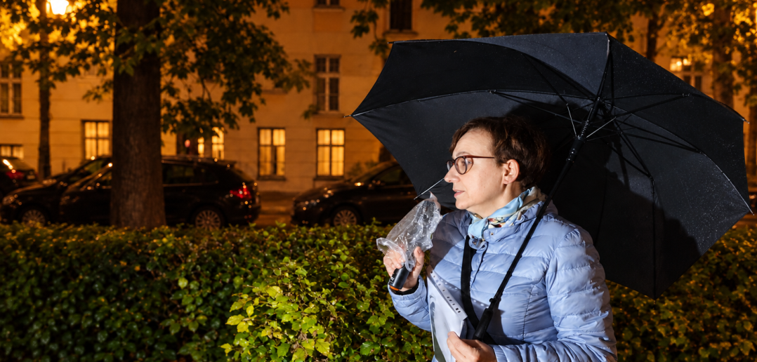 Anna Korwin- Piotowska przed opolskim Sądem Okręgowym (2020)